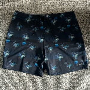 Hurley board shorts